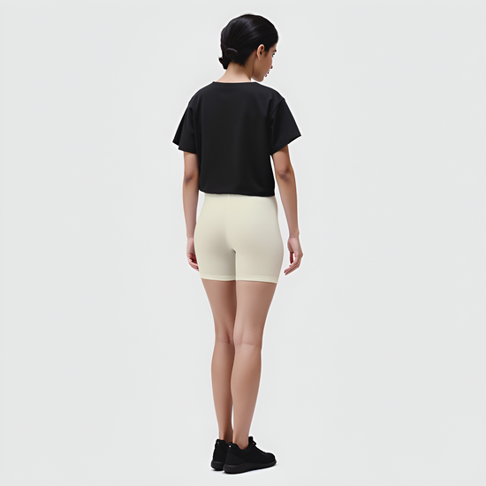 EMI -  High-Rise Livaeco™ Viscose Comfort Shorts – Half white
