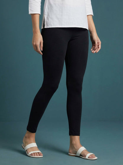 EMI - Ankle Length Livaeco™ Viscose Leggings - Black