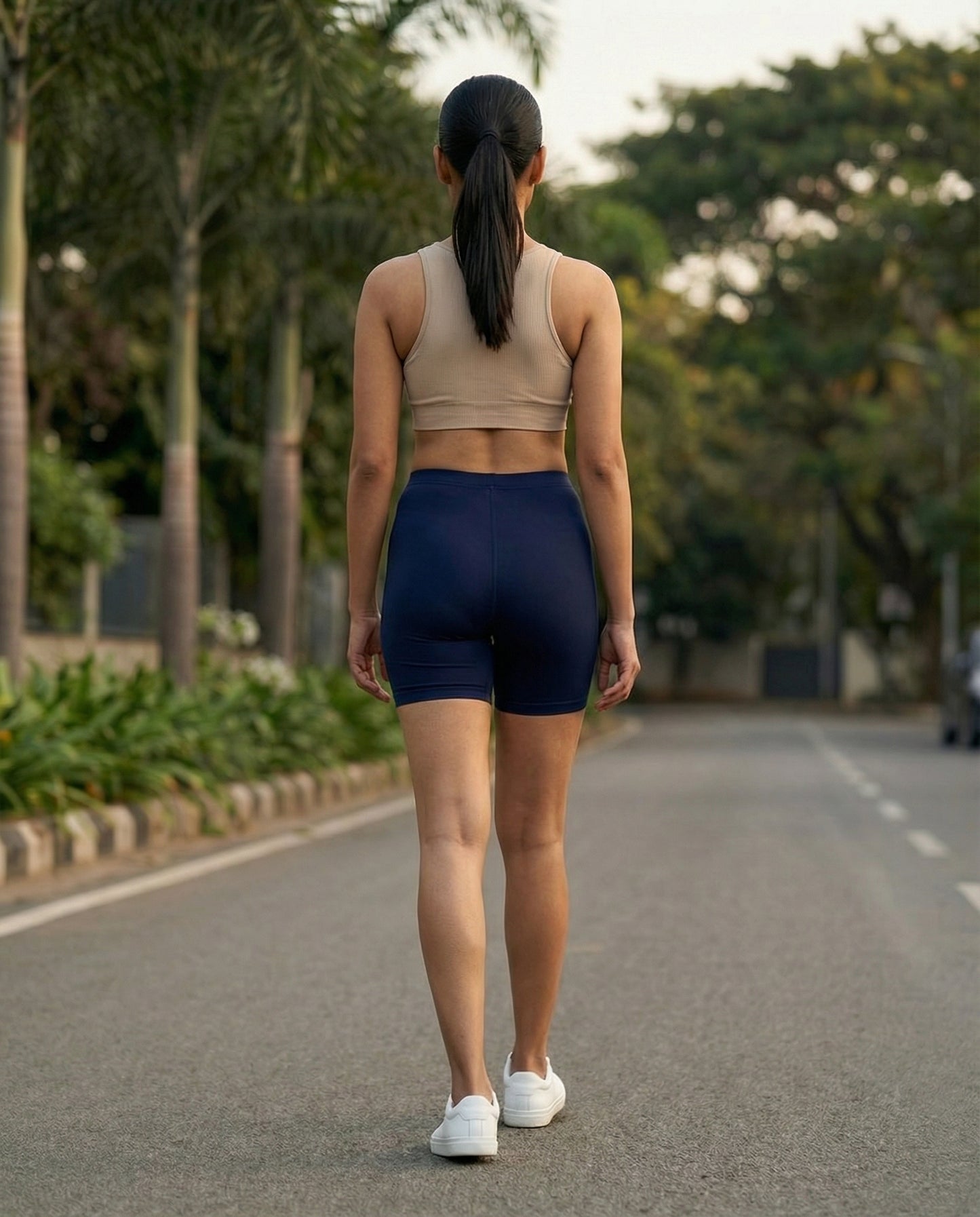 EMI -  High-Rise Livaeco™ Viscose Comfort Shorts – Navy